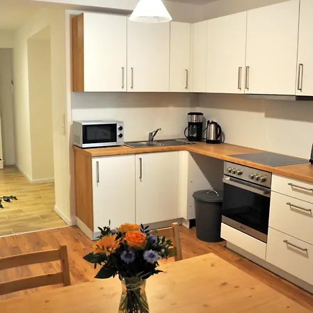 Omni - Homes - Waldstrasse * Falkensee