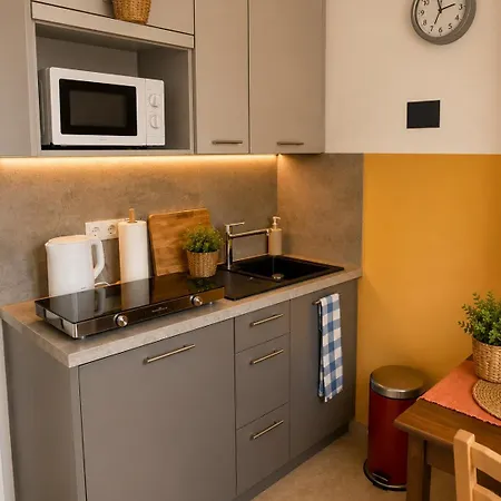 Omni - Homes - Waldstrasse *